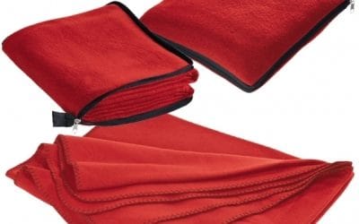 Koc z wyhawtowanym logo