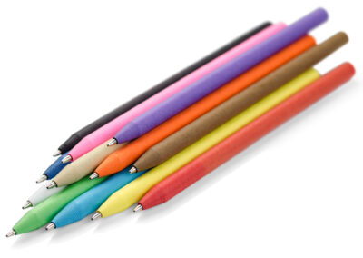 Długopis papierowy PINKO z własnym nadrukiem, kolor błękitny