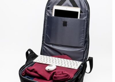 Plecak podróżny na laptopa 15,6 z zabezpieczeniem przed kradzieżą z własnym nadrukiem, kolor Czarny