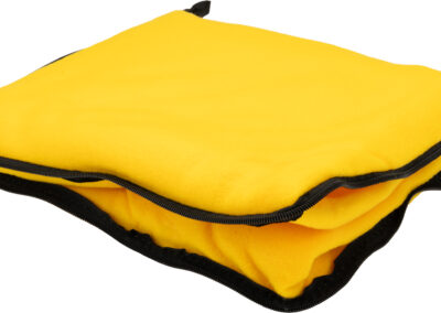 Koc z polaru/poduszka 2w1 RADCLIFF 170 g/m2 - z logo z własnym nadrukiem, kolor żółty