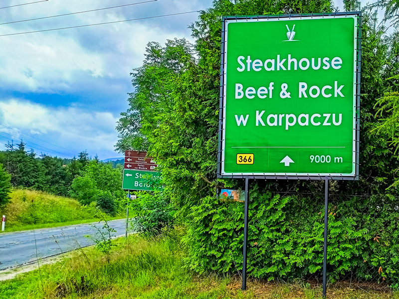 Projekty i nadruki na siatkach i banerach wielkoformatowych we Wrocławiu