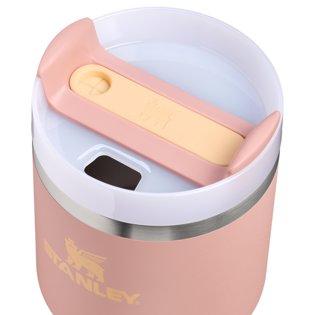 Stanley Quencher H2.O FlowState 0.6 L z własnym nadrukiem, kolor Peach Rose